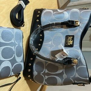 Coach purse with small bag an strap
